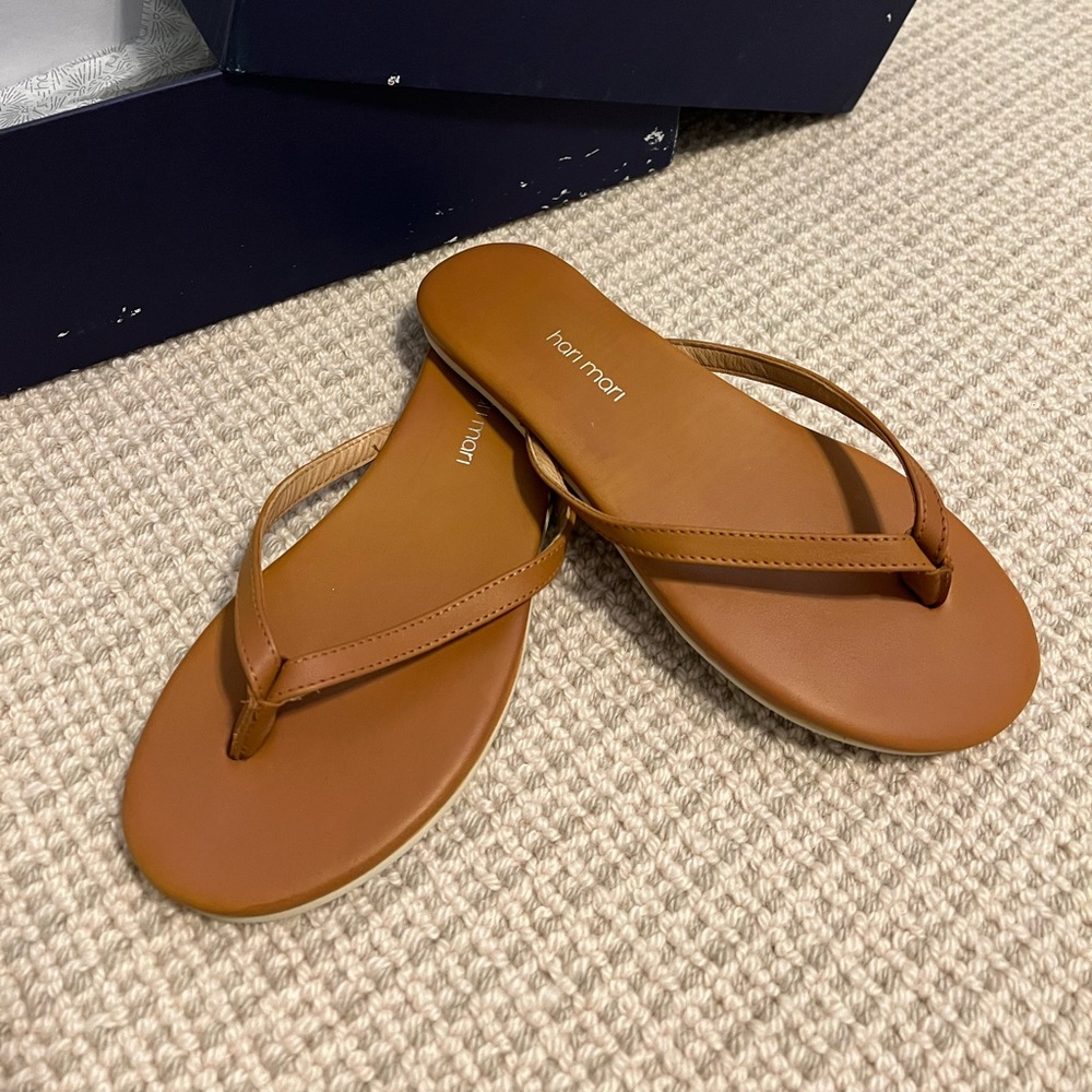 hari Mari flip flops. Size 6 womens. Natural color